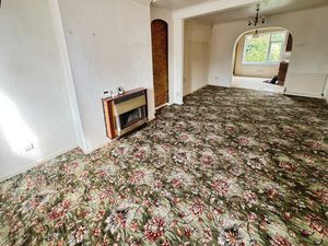 Lounge- click for photo gallery